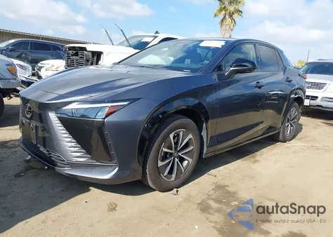 2024 Lexus Rz 300E Premium z USA, uszkodzony, nr VIN JTJABABB8RA000402